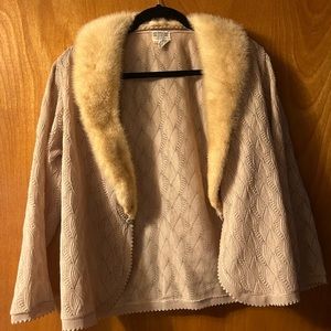 Vintage Knit sweater with fur collar trim